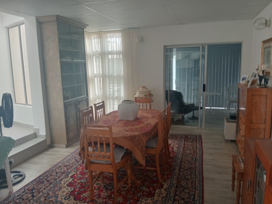 3 Bedroom Property for Sale in Wavecrest Eastern Cape